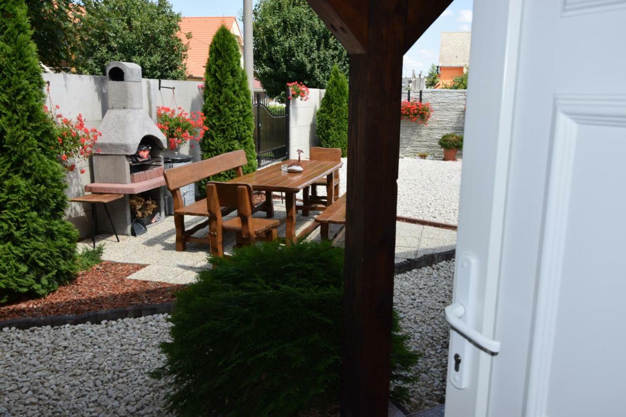Belany Studios Veľký Meder Eksteriør bilde